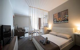 Katana Suites Apartments